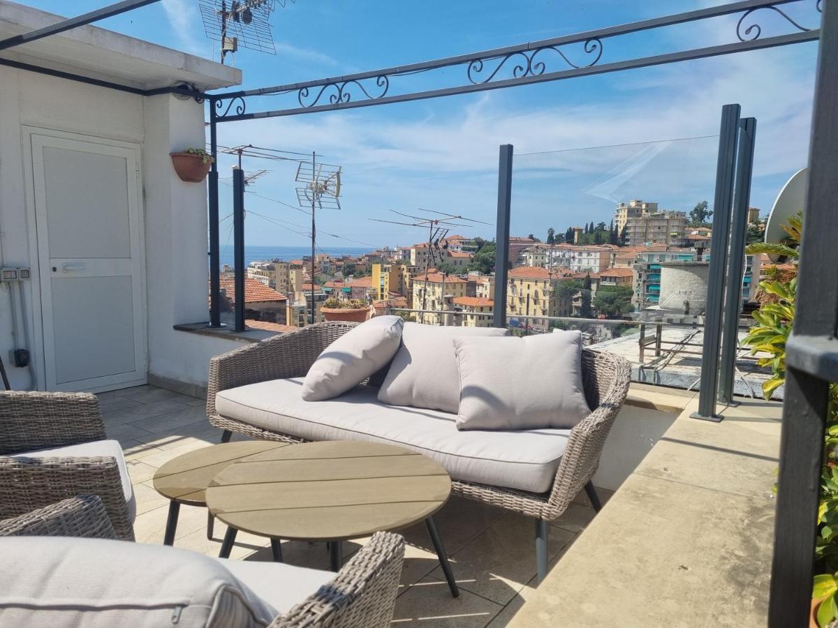 La Casa Dello Svedese Apartment Sanremo Luaran gambar